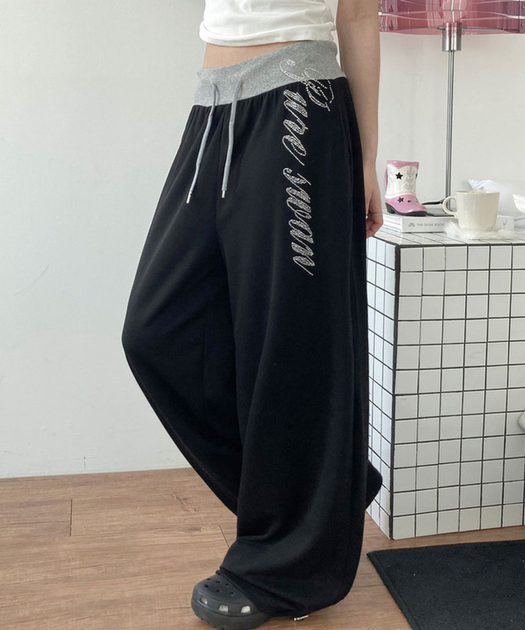 ビーズレタリングワトレーニングパンツ BLACK