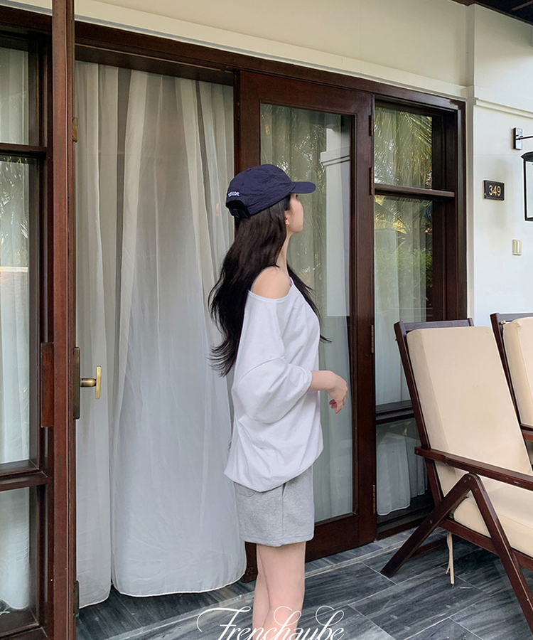 ワンショルダールーズフィットTシャツ IVORY