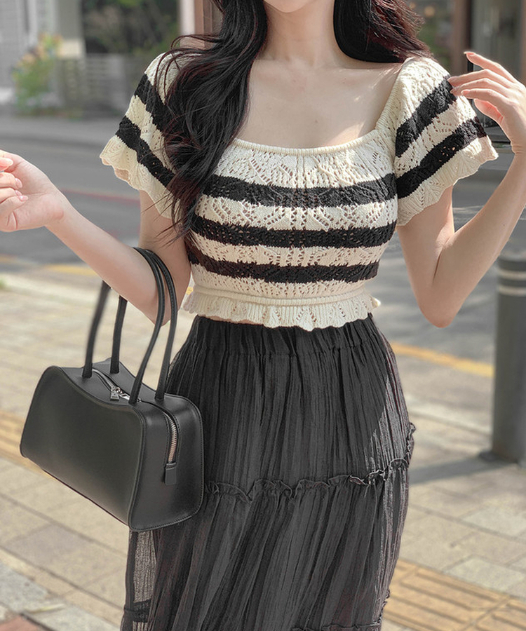 スクエアパンチング半袖ニット STRIPE