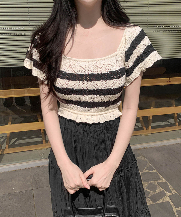 スクエアパンチング半袖ニット STRIPE