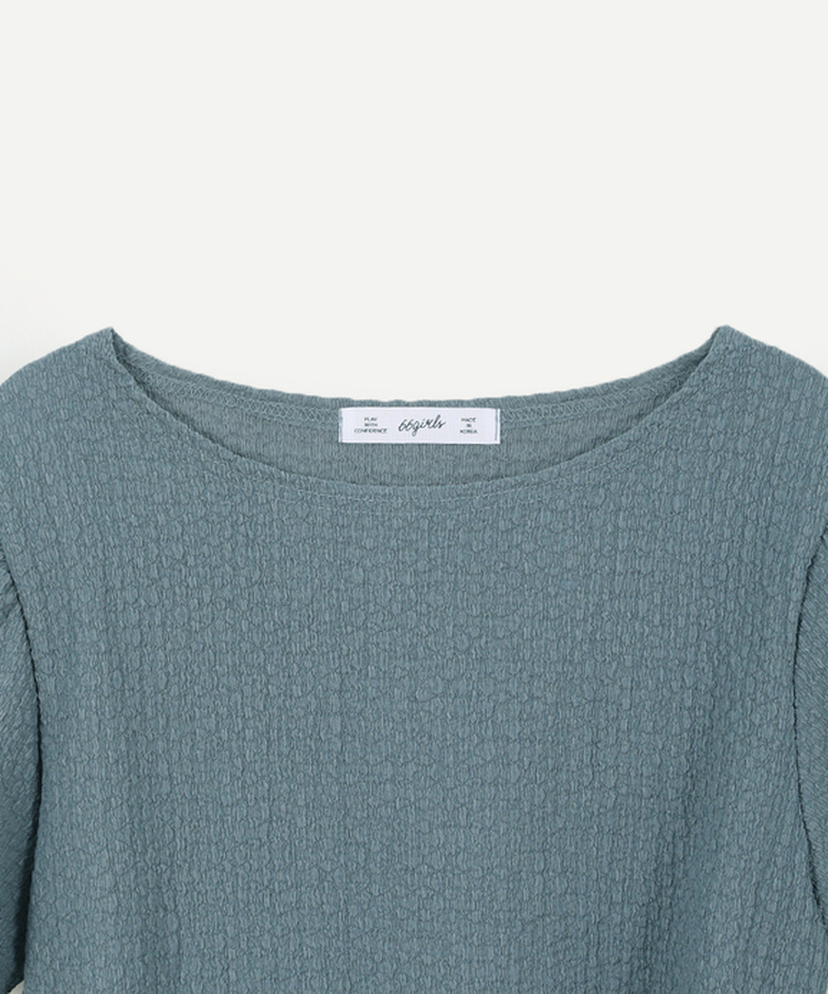 パフ半袖ブラウス