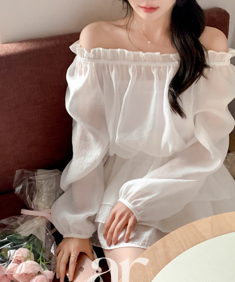 レディース 美品 24AW✨LOHEN SHOULDER TACK ブラウス