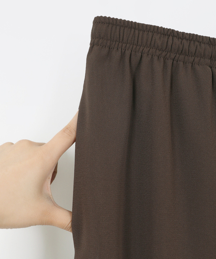 ワイドストリングスラックス