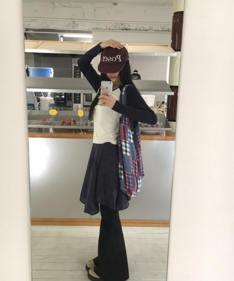 フリルチェックスカート NAVY