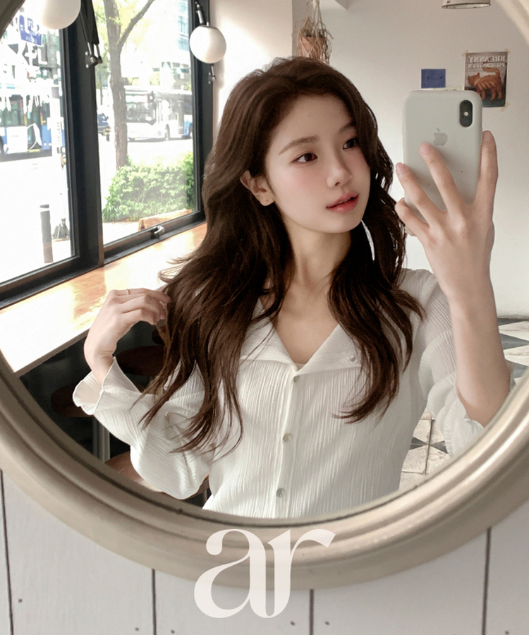 (軽く羽織りやすい／華奢フィット)   プリーツ スリム ボタン 長袖 カーディガン   IVORY