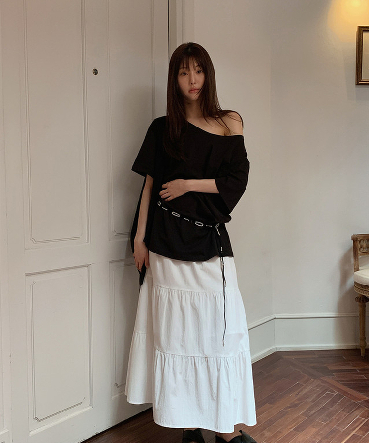 オフショルダールーズTシャツ BLACK