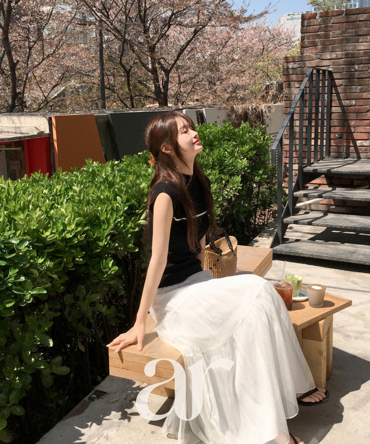 (スリムライン／洗練フェミニンルック)   ハーフハイネック 配色 キャップスリーブ ニット   BLACK