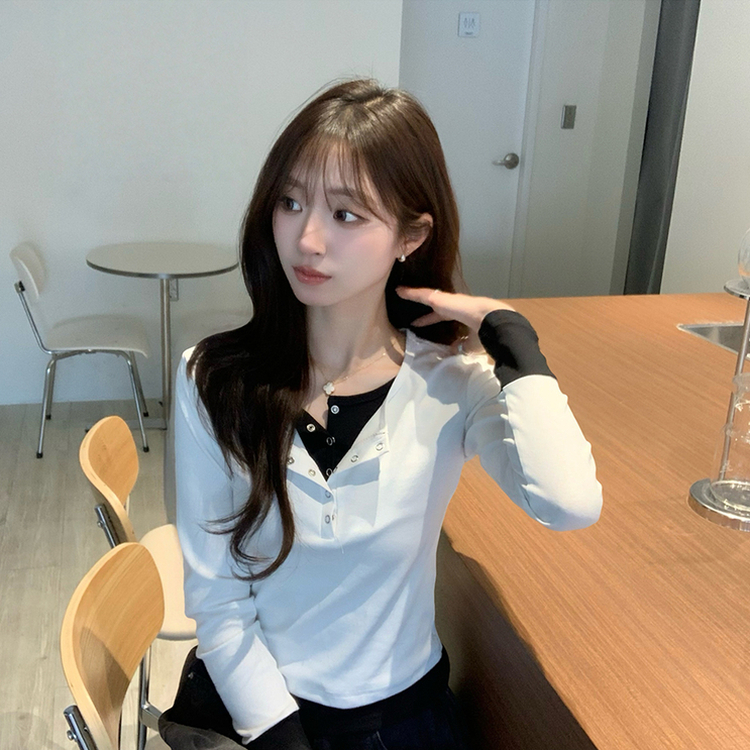 スナップボタンレイヤード長袖Tシャツ WHITE