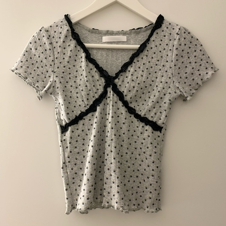 ドットレースフラワー半袖Tシャツ