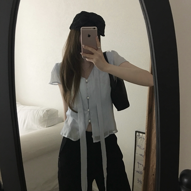 リボンボタンシフォンブラウス BLUE