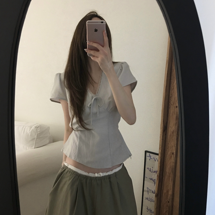 パフレースVネックリボンブラウス BLUE