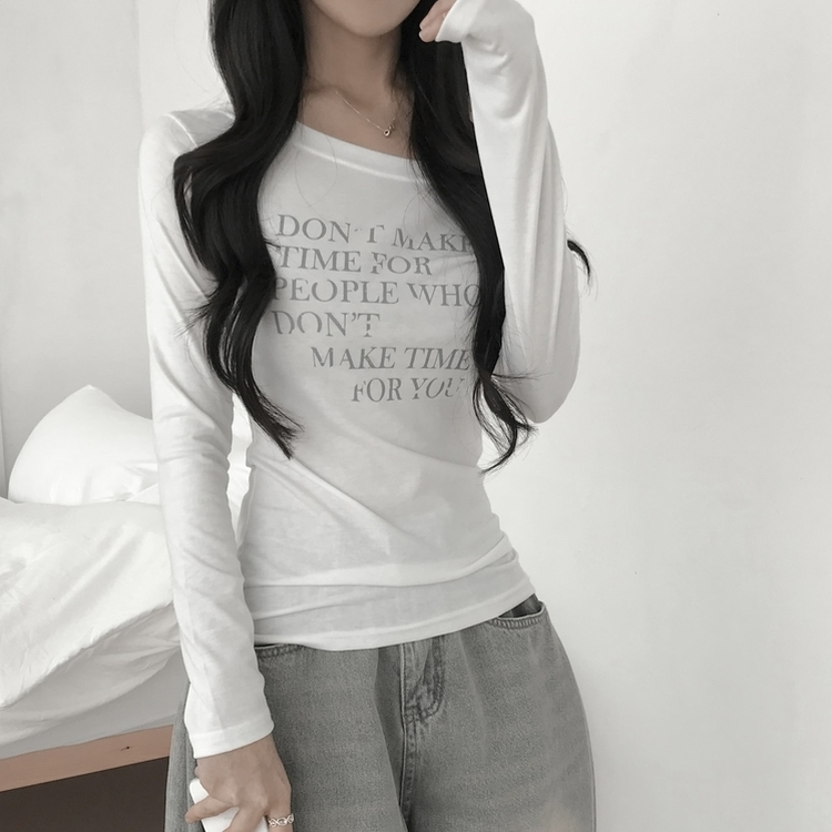 オフショルダーレタリング長袖Tシャツ IVORY