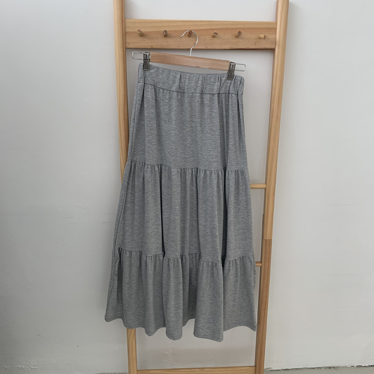 フリルティアードバンディングロングスカート