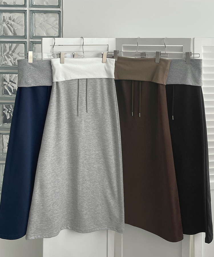 ホールドロウライズバンドロングスカート