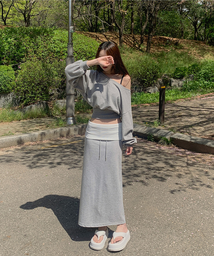 オフショルダークロップドトレーナー GREY