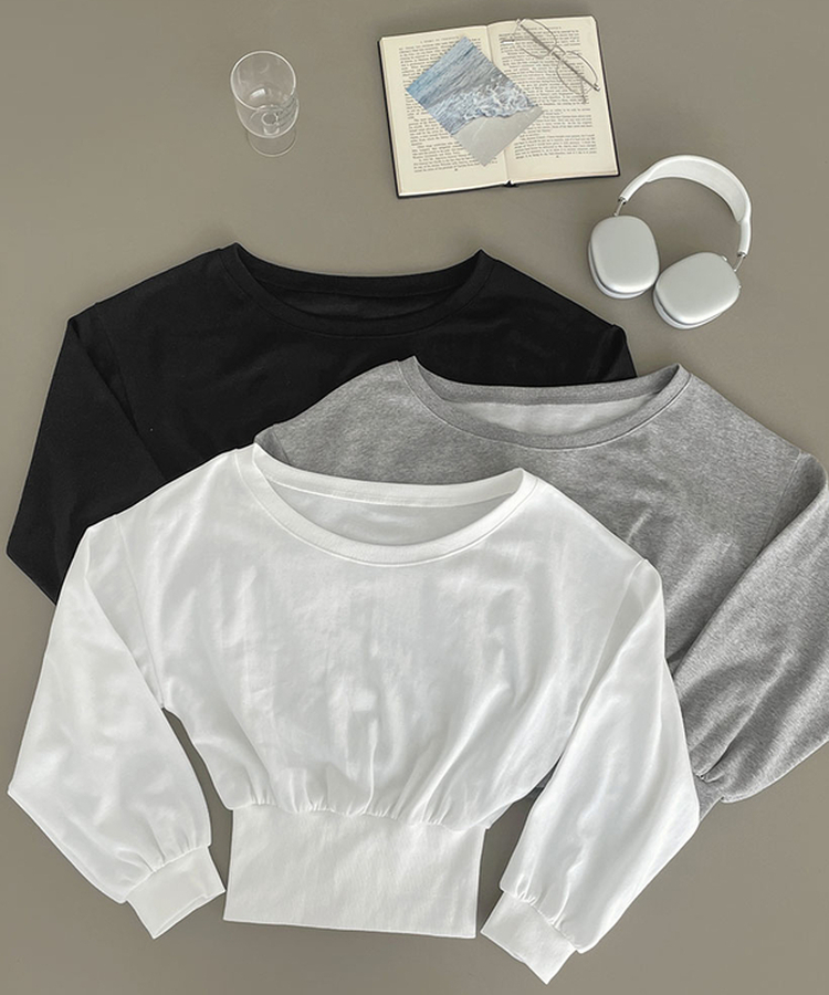 オフショルダークロップドトレーナー