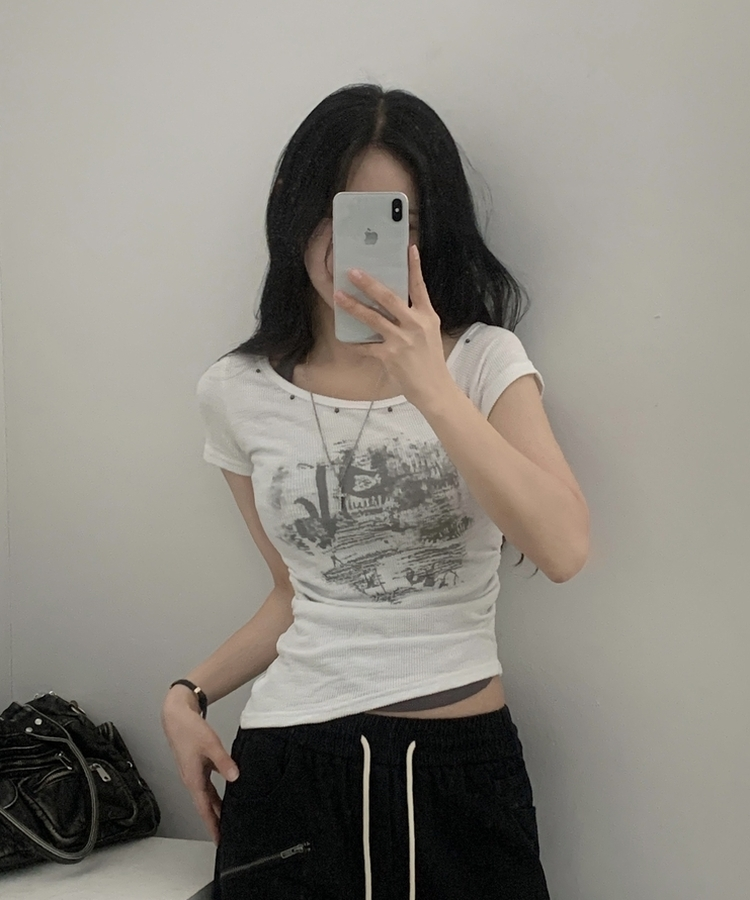 누아브 홀터넥 레터링 반팔티셔츠 3color 화이트