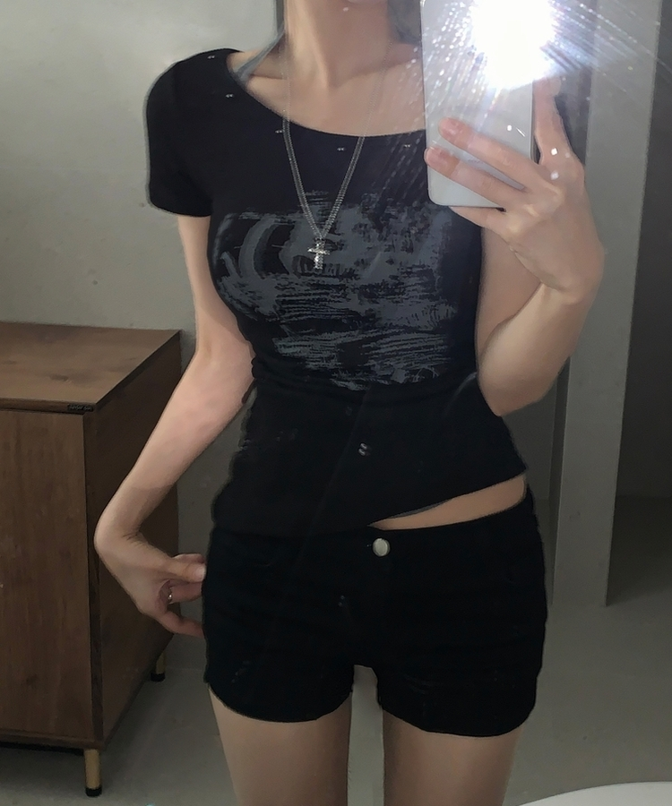 누아브 홀터넥 레터링 반팔티셔츠 3color 블랙