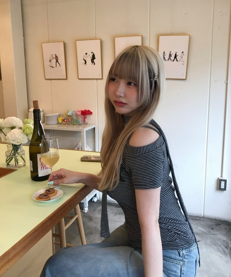 【タイ付き】ストライプオフショルTシャツ GREY