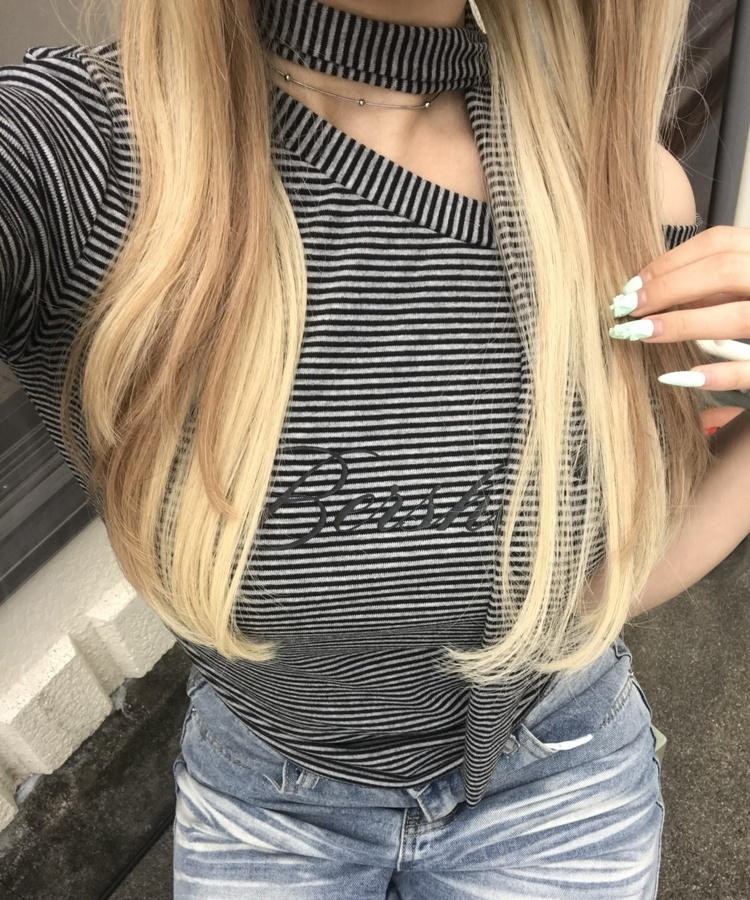 【タイ付き】ストライプオフショルTシャツ GREY