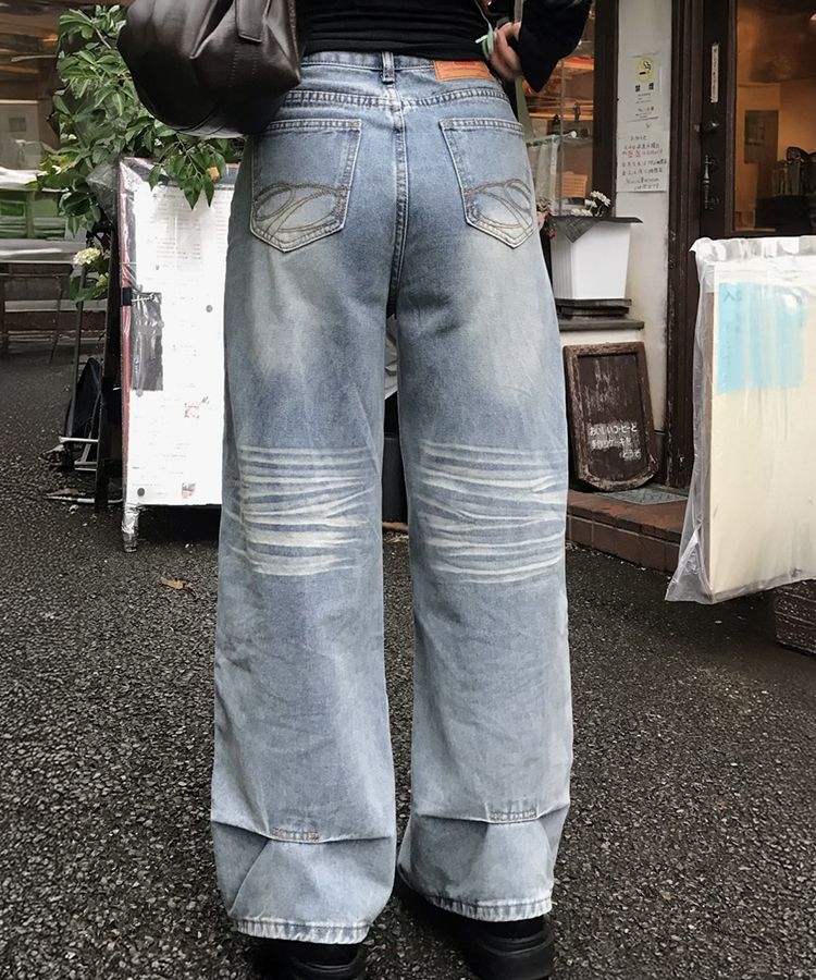 ポケット刺繍ウォッシュワイドデニムパンツ LIGHT DENIM