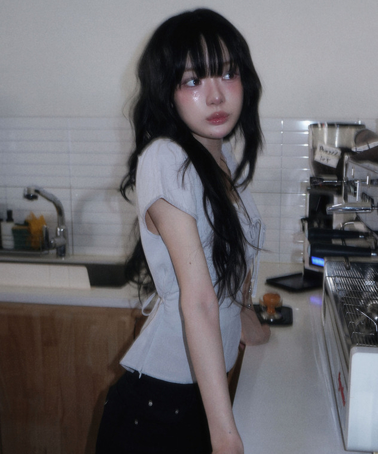 ディープVレース半袖ブラウス BLUE