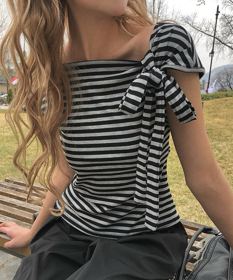 ボーダーワンショルダーリボン半袖Tシャツ STRIPE