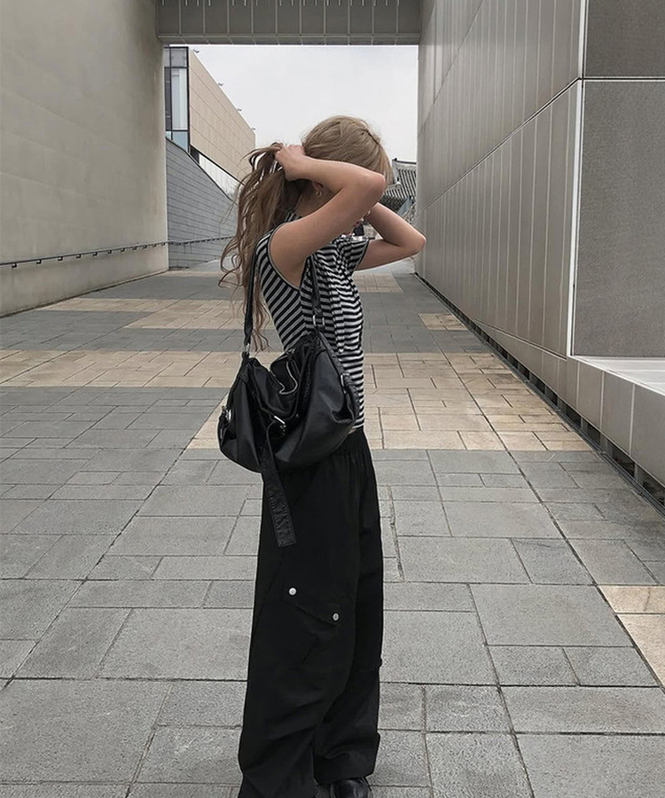 ボーダーワンショルダーリボン半袖Tシャツ STRIPE