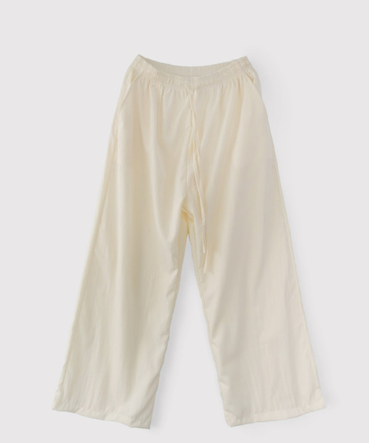 バンディングストレートパンツ