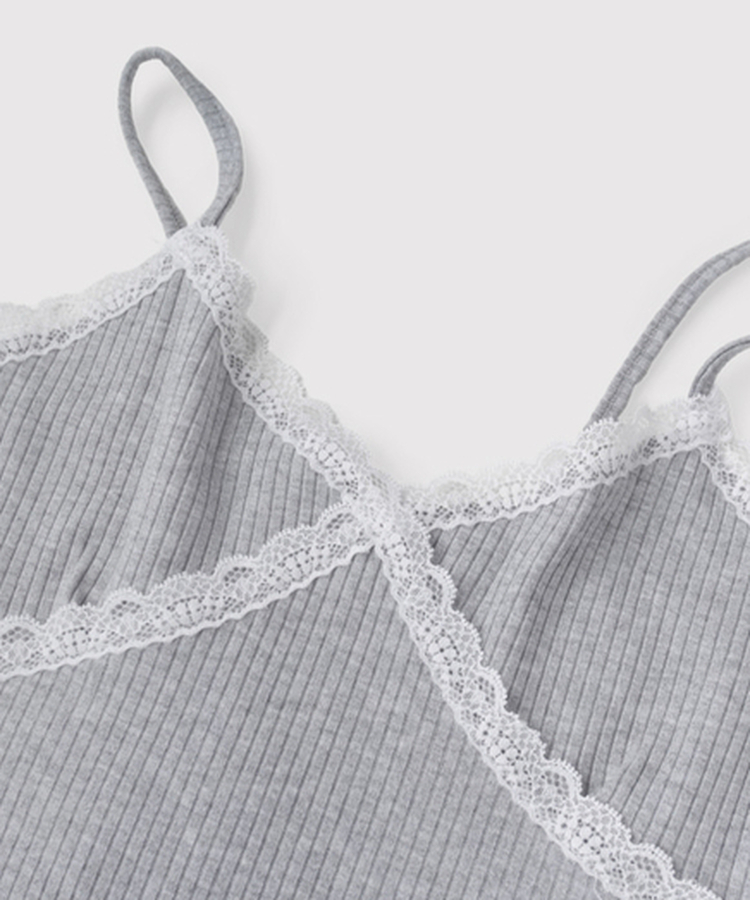 Vネックレースキャミソール