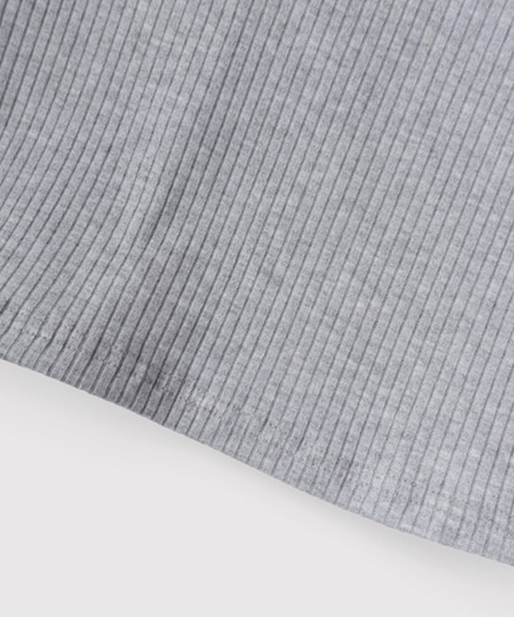 Vネックレースキャミソール