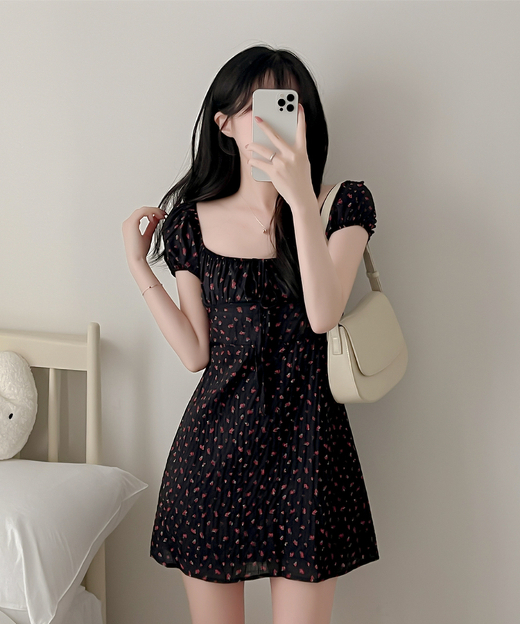 ハートスクエアネックミニワンピース BLACK