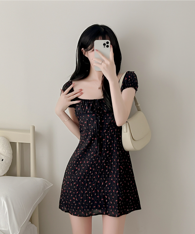 ハートスクエアネックミニワンピース BLACK