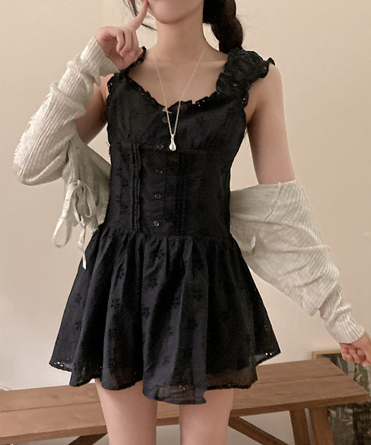 フラワーパンチングレースミニワンピース BLACK