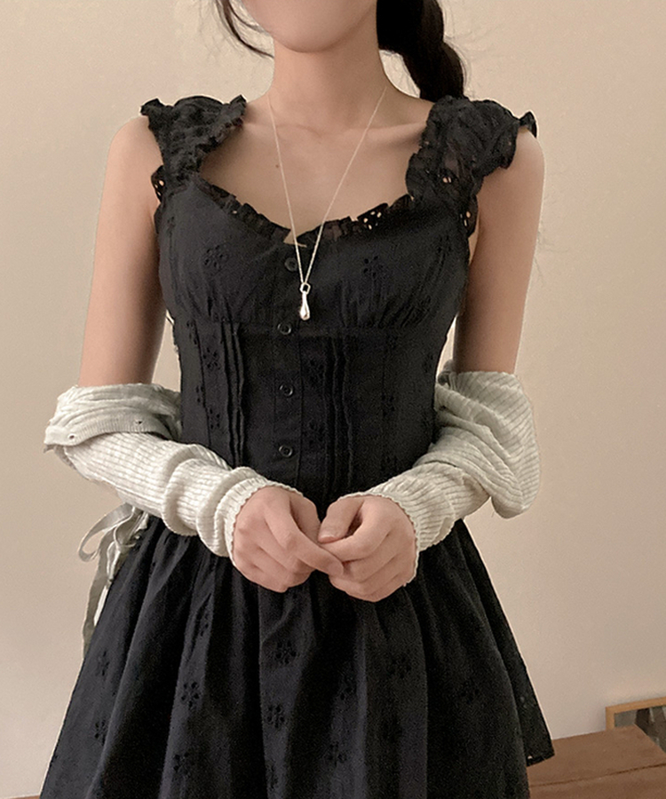 フラワーパンチングレースミニワンピース BLACK