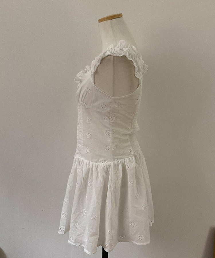 フラワーパンチングレースミニワンピース