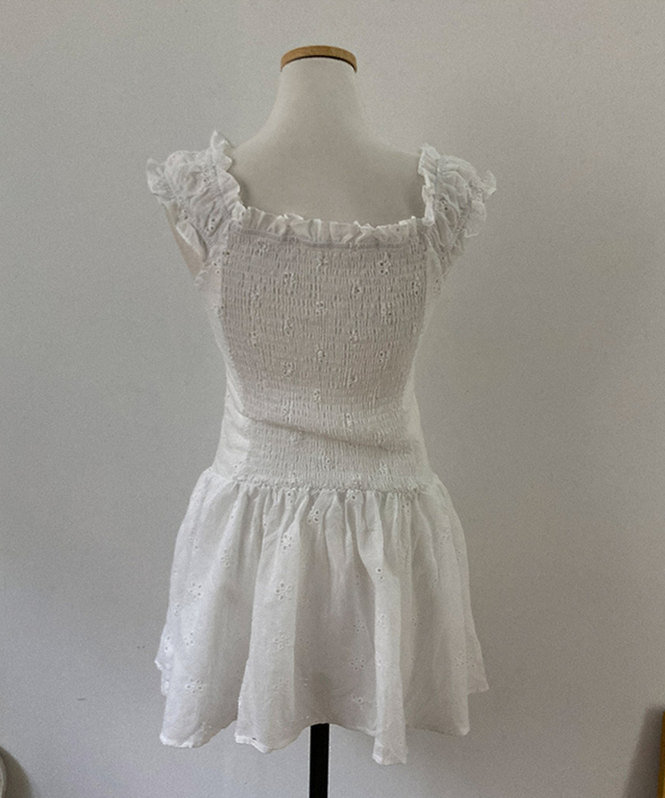 フラワーパンチングレースミニワンピース