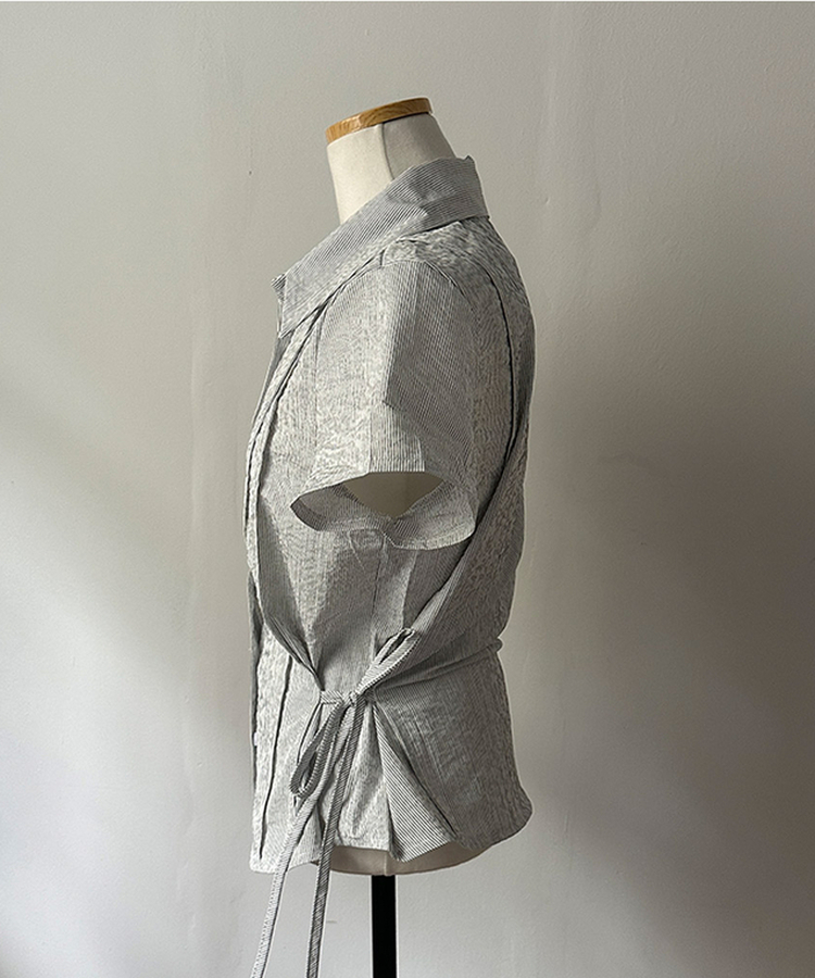 ストライプサイドリボンピンタック半袖ブラウス