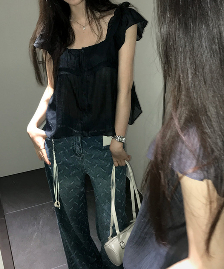 フリルスクエアボタンブラウス BLACK