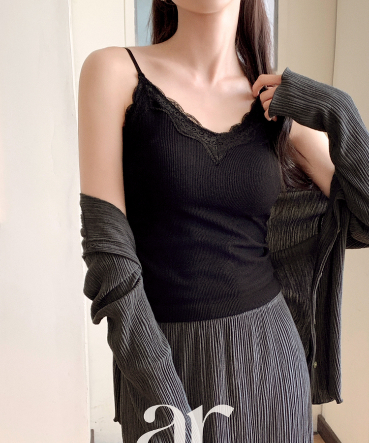 （レースポイント／カップ付き／ストラップ調節可／レイヤードアイテム）Vネック レース カップ付き ノースリーブ BLACK