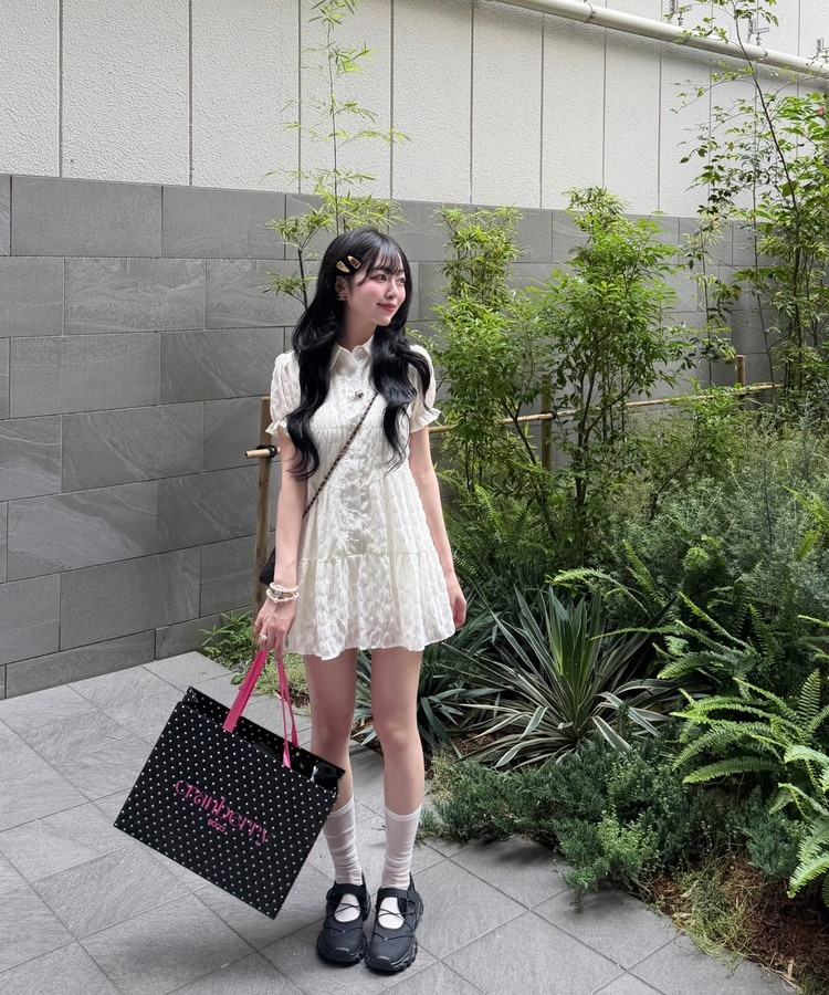 퍼프 플레어 셔링 반팔 미니원피스 아이보리