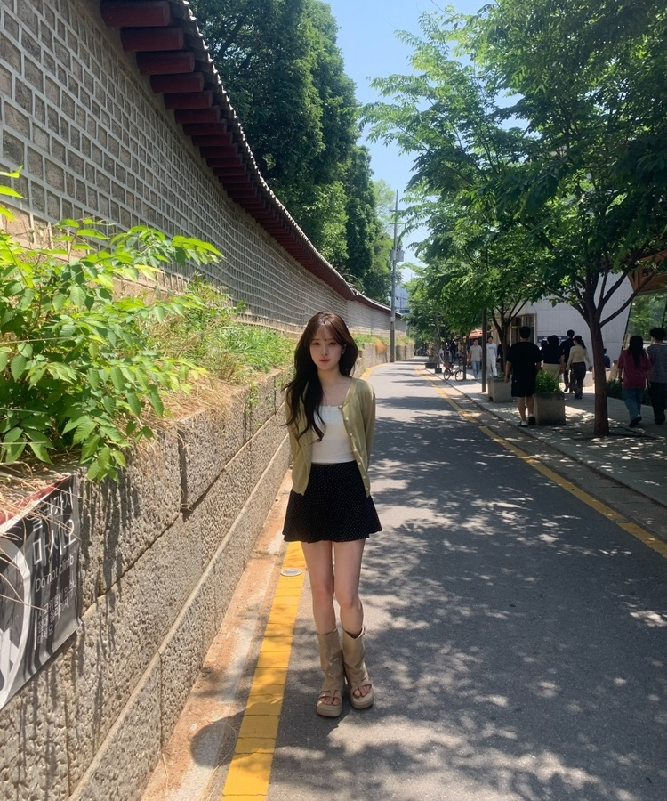 도트 플레어 미니 스커트 블랙