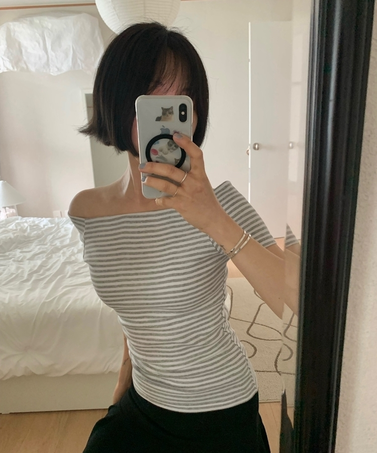 ストライプオフショルダー半袖トップス GREY