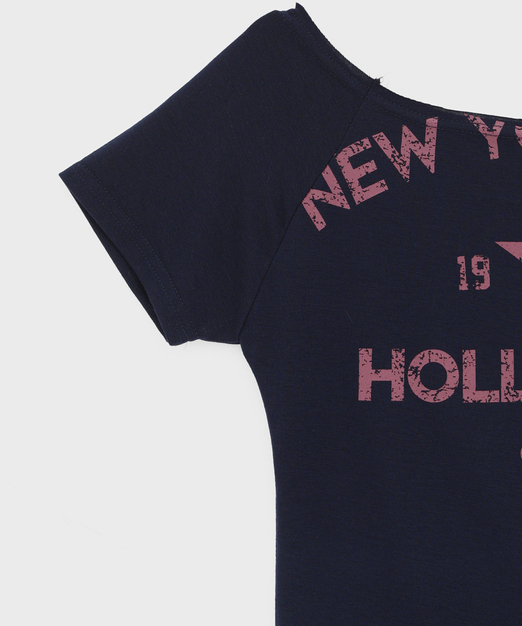 スリムレタリングオフショルダー半袖Tシャツ