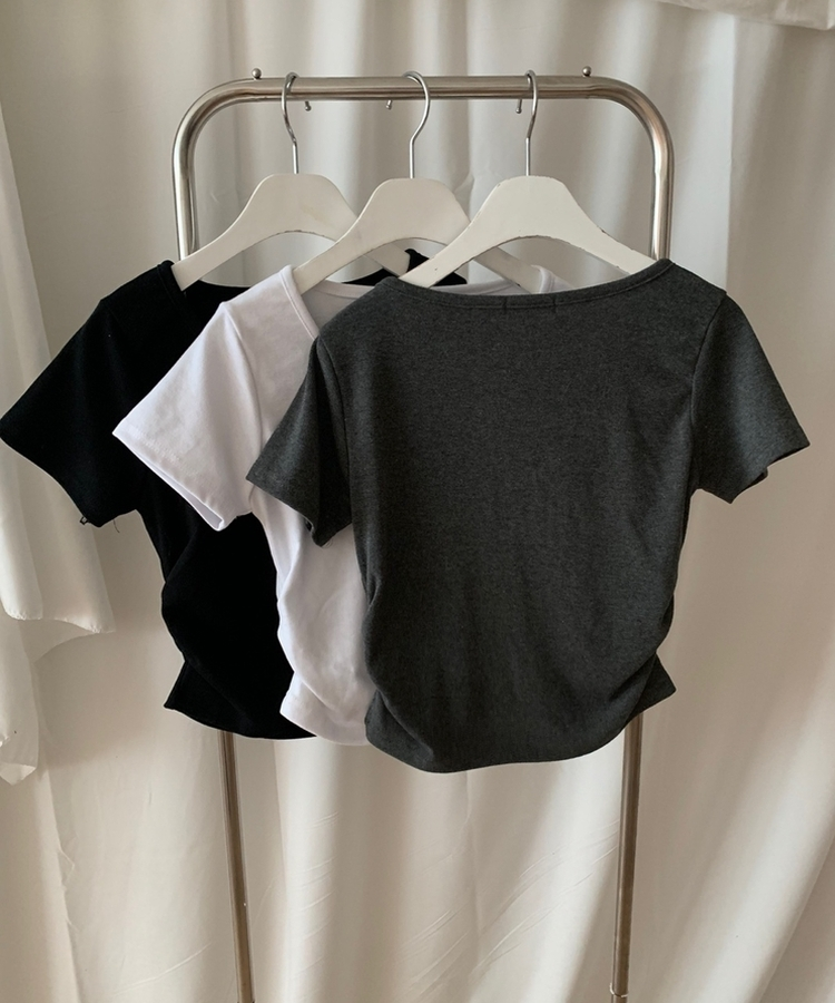 スリムフィット無地半袖トップス