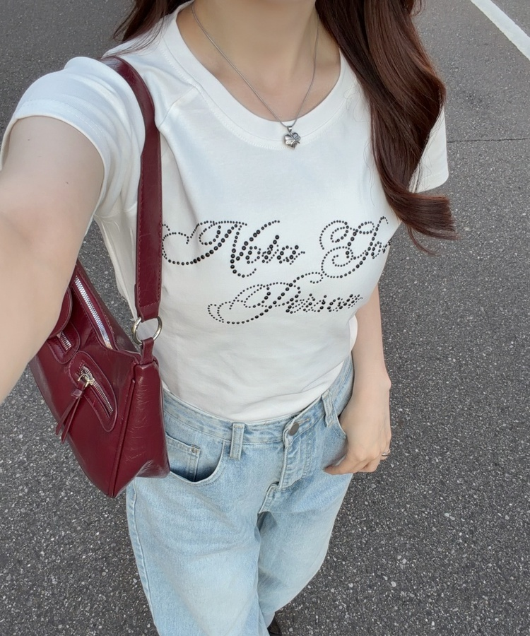 스톤 레터링 반팔티 화이트
