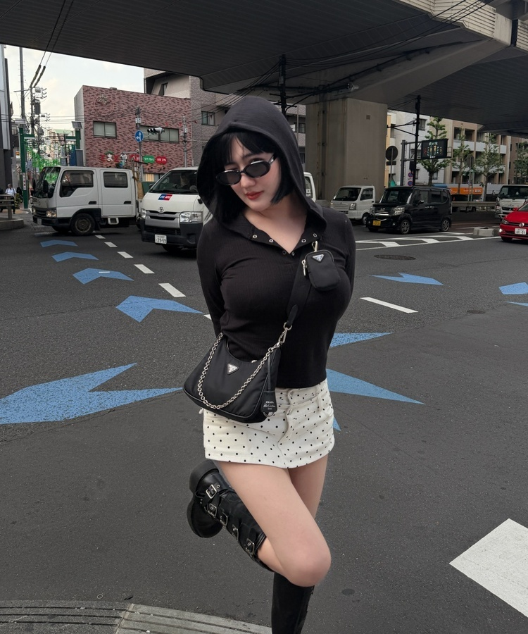 도트 미니 치마바지 화이트
