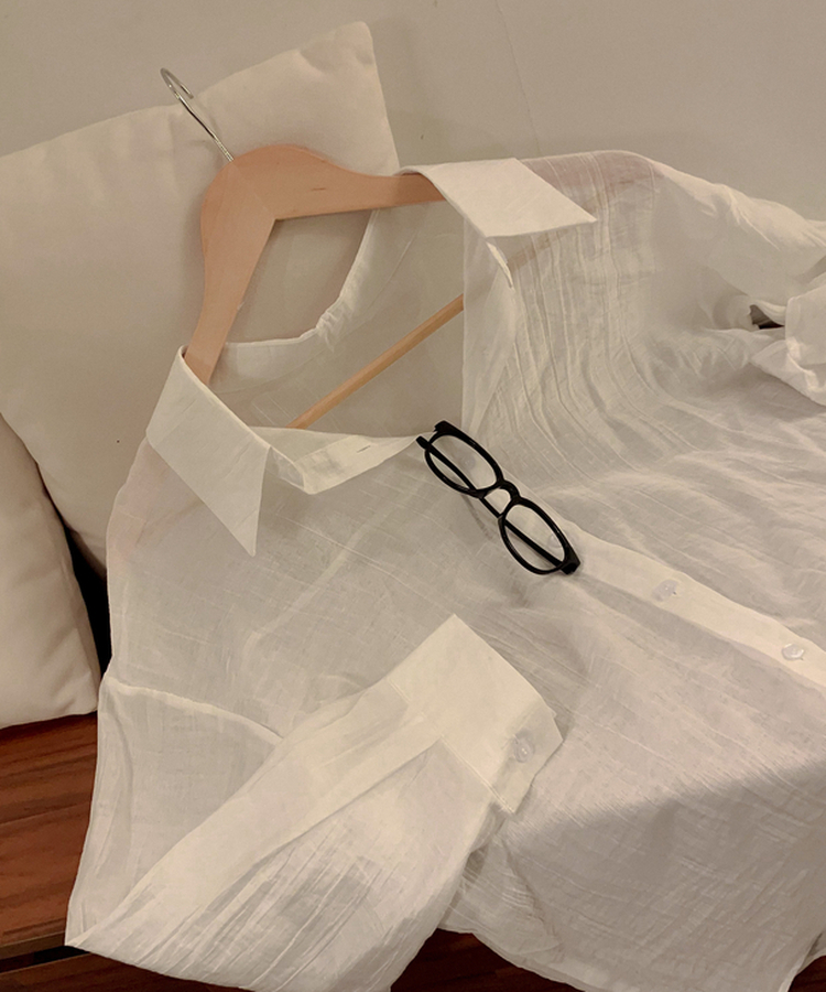 ルーズフィットカラー長袖シアーシャツ