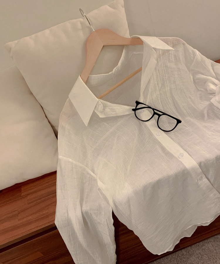 ルーズフィットカラー長袖シアーシャツ