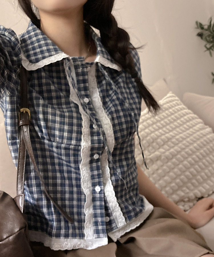 [핀터감성] 스윗 체크 카라 레이스 퍼프 반팔 블라우스 네이비
